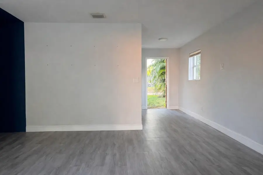 2950 NW 20th Street, Fort Lauderdale, FL 33311 - #3