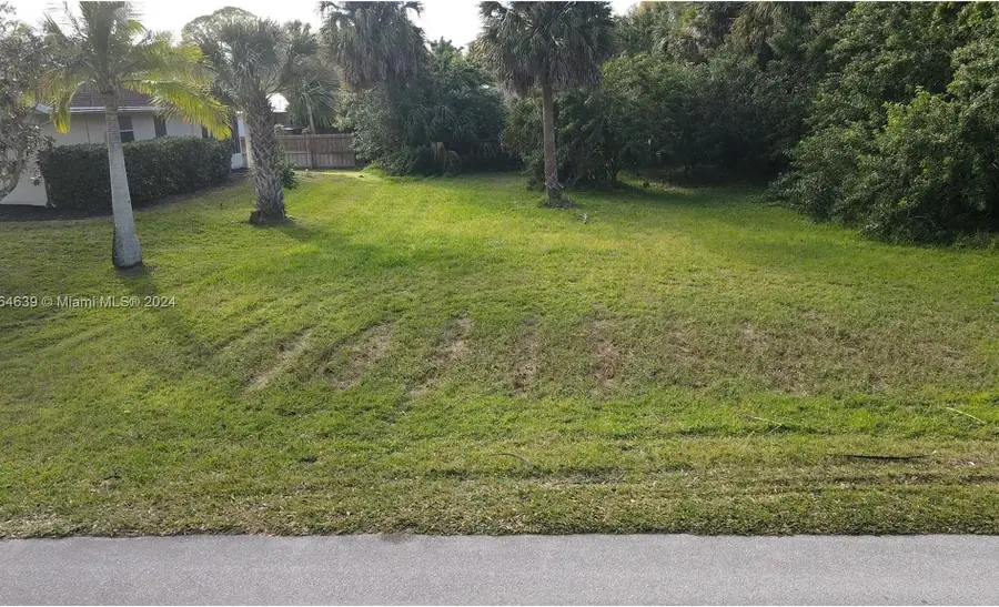 755 38th Court, Vero Beach, FL 32968 - #2