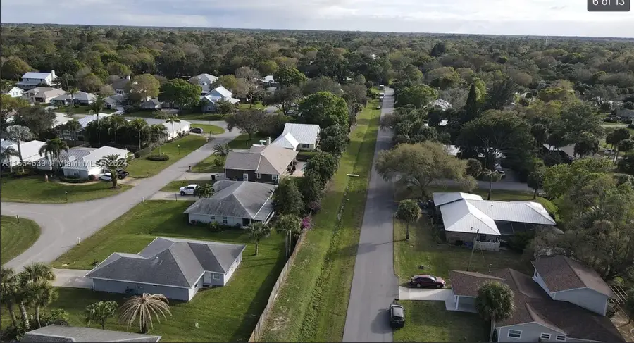 755 38th Court, Vero Beach, FL 32968 - #3