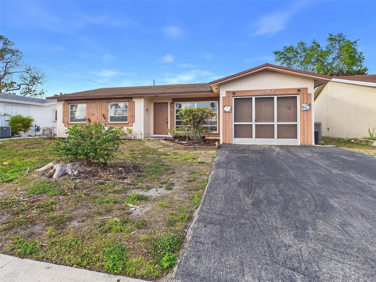 11351 NW 39th Place, Sunrise, FL 33323 - #1