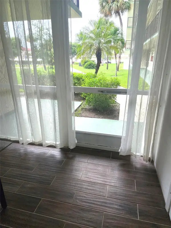 804 SE 7th Street #101, Deerfield Beach, FL 33441