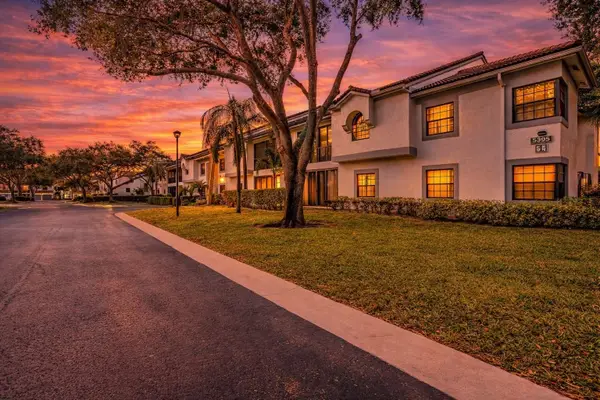 5395 Firenze Drive #O, Boynton Beach, FL 33437