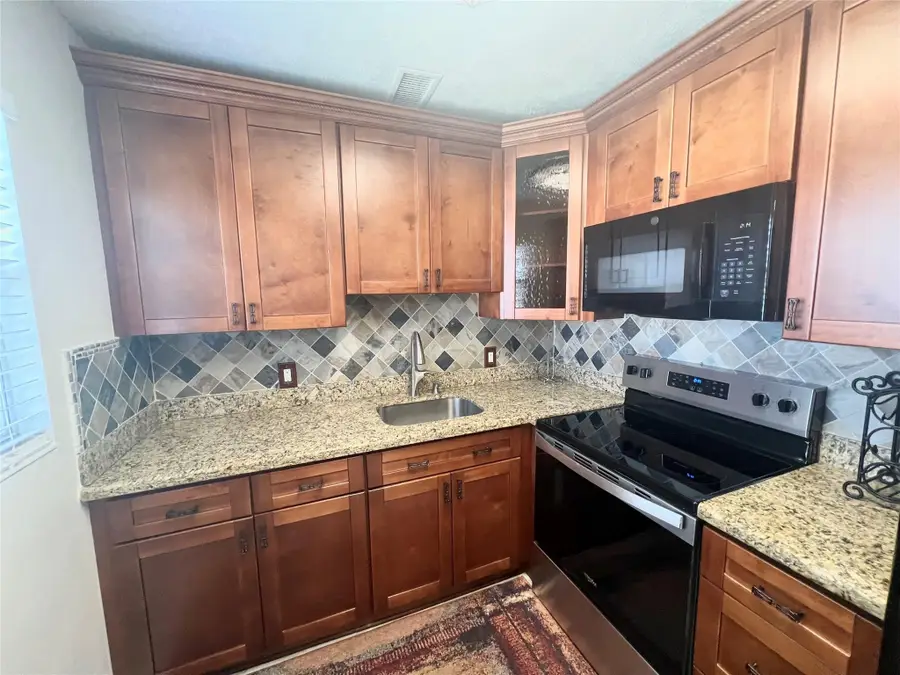 304 Oakridge Q #304, Deerfield Beach, FL 33442 - #2