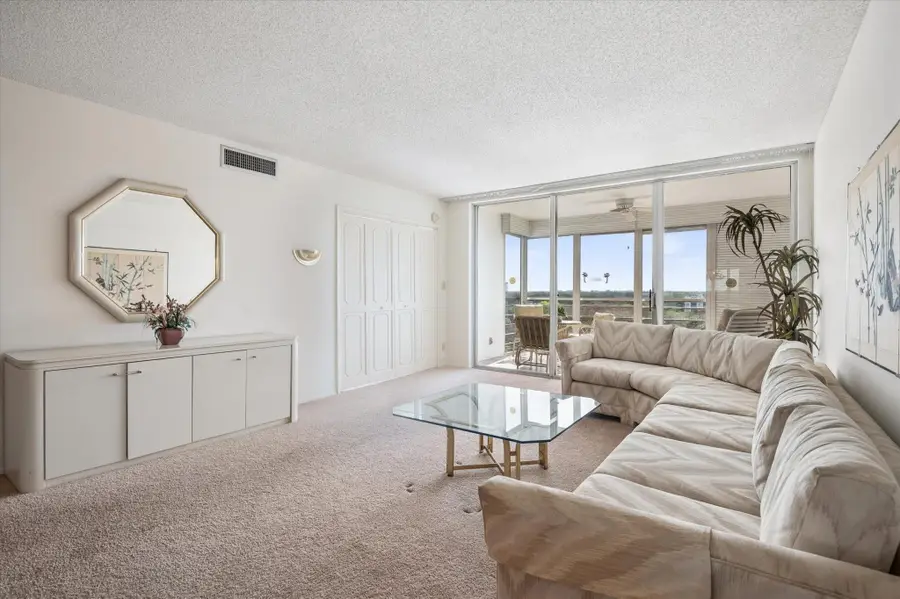 575 Oaks Lane #908, Pompano Beach, FL 33069 - #2