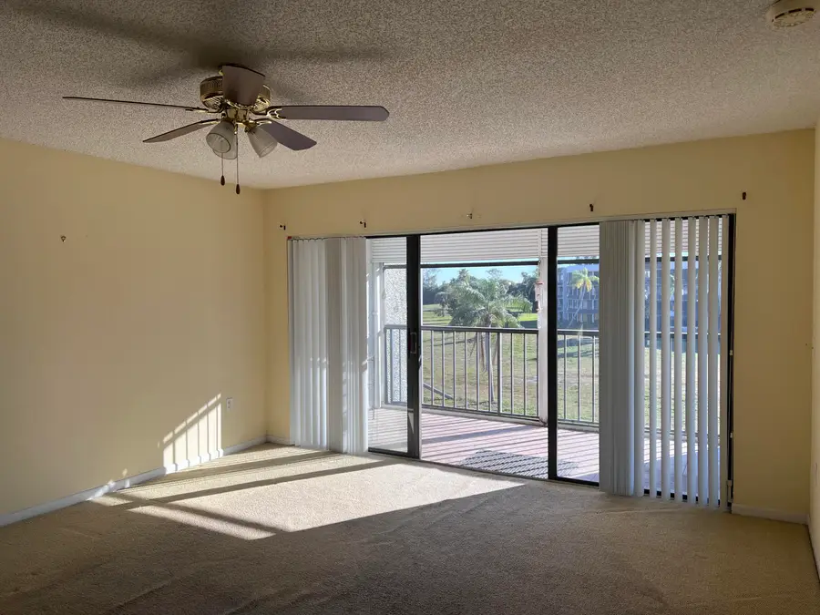 4793 Esedra Court #307, Lake Worth, FL 33467 - Image #2