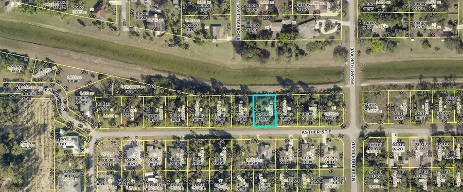 935 Asther Street E, Lehigh Acres, FL 33974 - Image #3