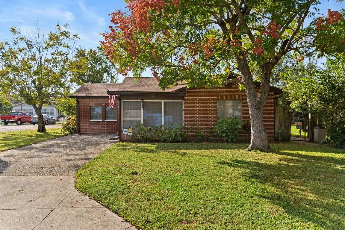 210 Kent Avenue, Orlando, FL 32805 - Image #1