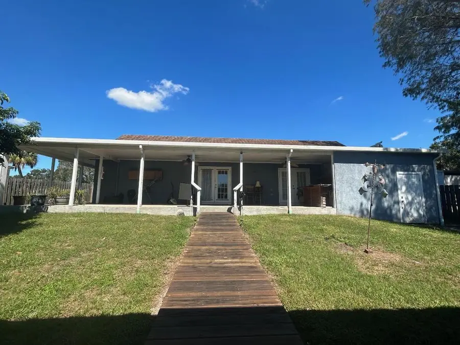 4208 SE 27th Street, Taylor Creek, FL 34974 - #3