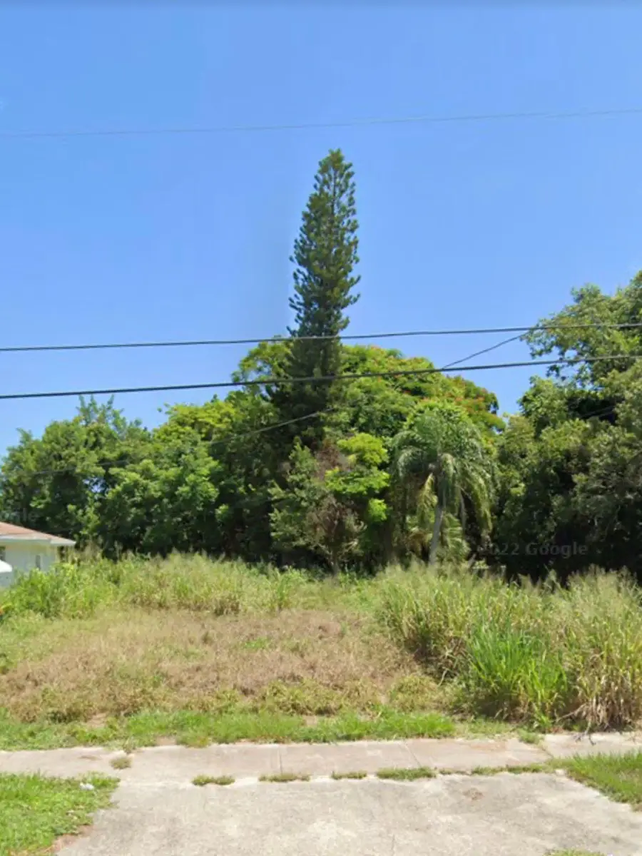 000 N 19th Street, Fort Pierce, FL 34950 - #3