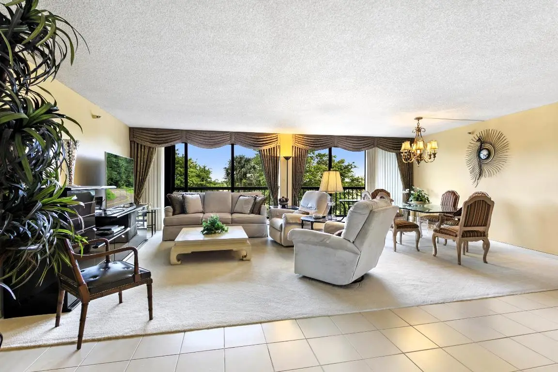 2480 Presidential Way #403, West Palm Beach, FL 33401 - Image #1