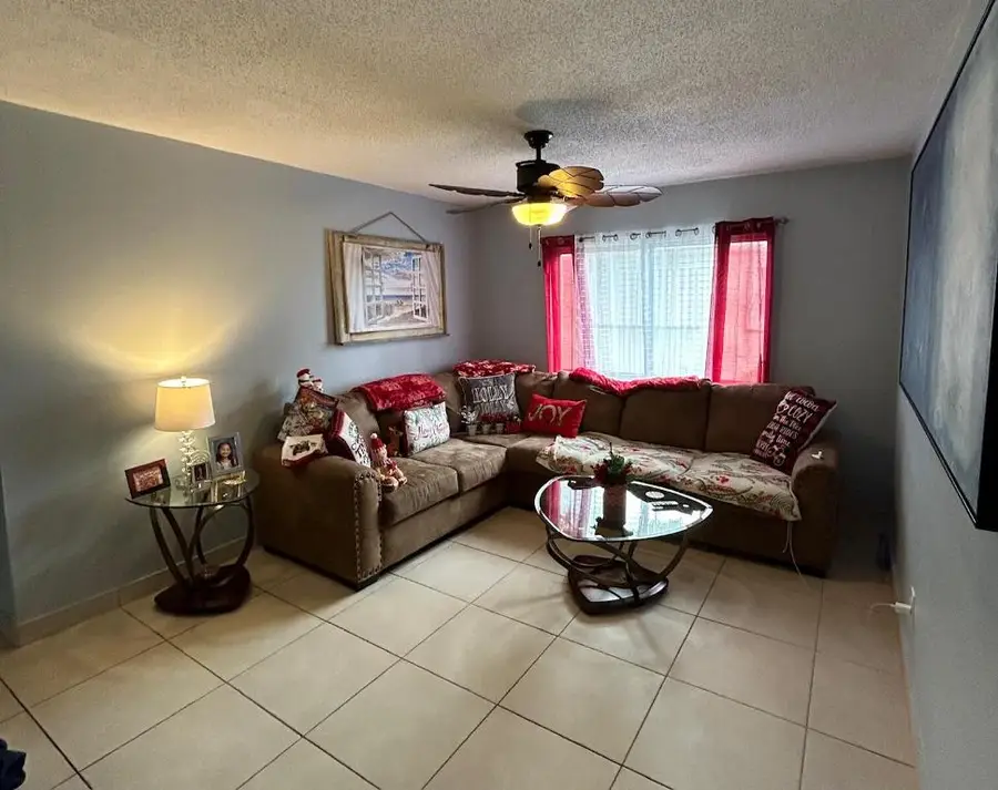 5308 NE 6th Avenue #G14, Oakland Park, FL 33334 - Image #2