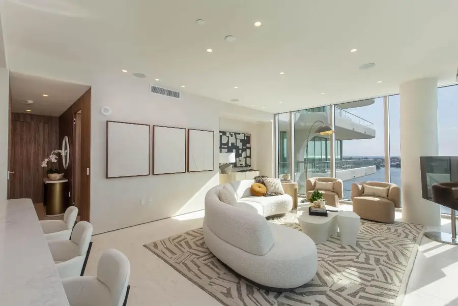 200 Arkona Court #1102, West Palm Beach, FL 33401 - Image #3