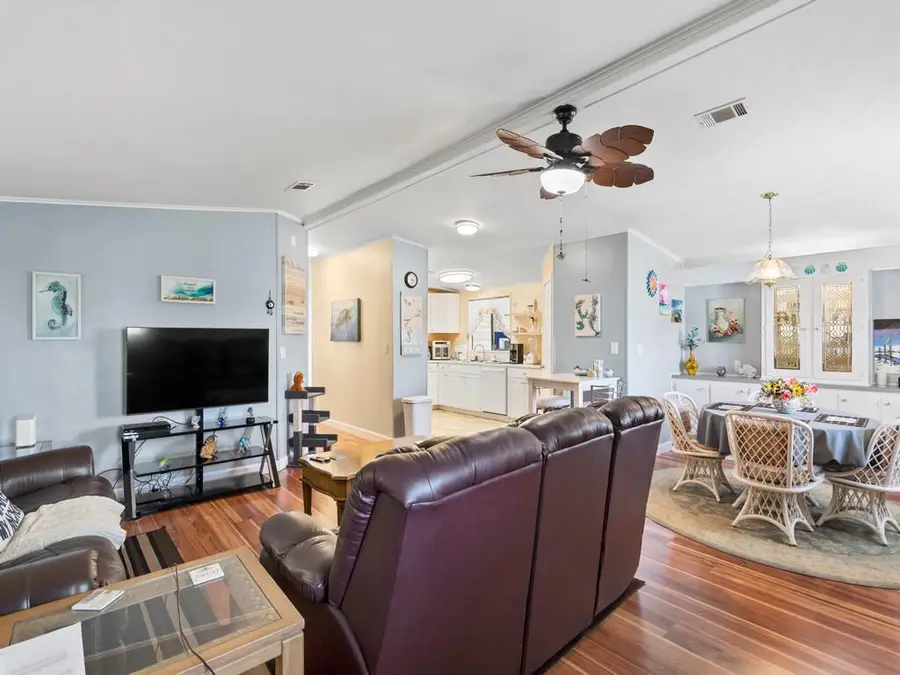 522 Hemingway Terrace, Fort Pierce, FL 34982 - Image #3