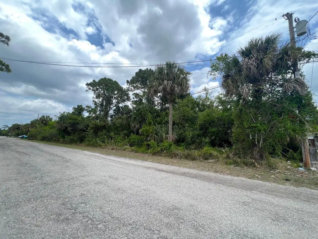 00 W Dixie Boulevard, Fort Pierce, FL 34946 - Image #1