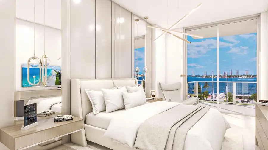 220 Lake Shore Drive #305, West Palm Beach, FL 33403 - #2