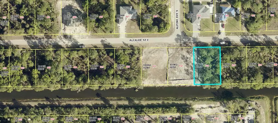 934 Alcalde Street E, Lehigh Acres, FL 33974 - Image #3