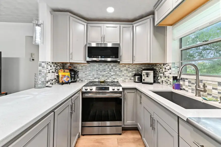 204 Ellesmere D, Deerfield Beach, FL 33442 - #3