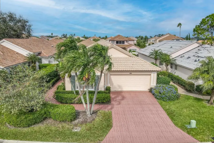 942 Augusta Pointe Drive, Palm Beach Gardens, FL 33418 - Image #3