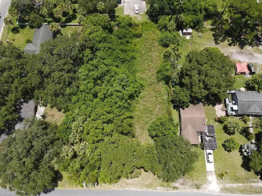 000 Avienda Avenue, Fort Pierce, FL 34946 - Image #2