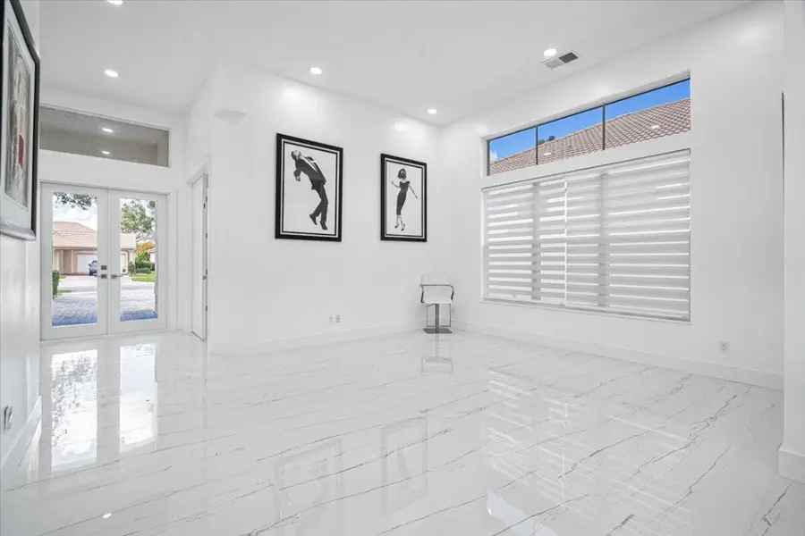 623 SW Lake Charles Circle, Port Saint Lucie, FL 34986 - Image #2