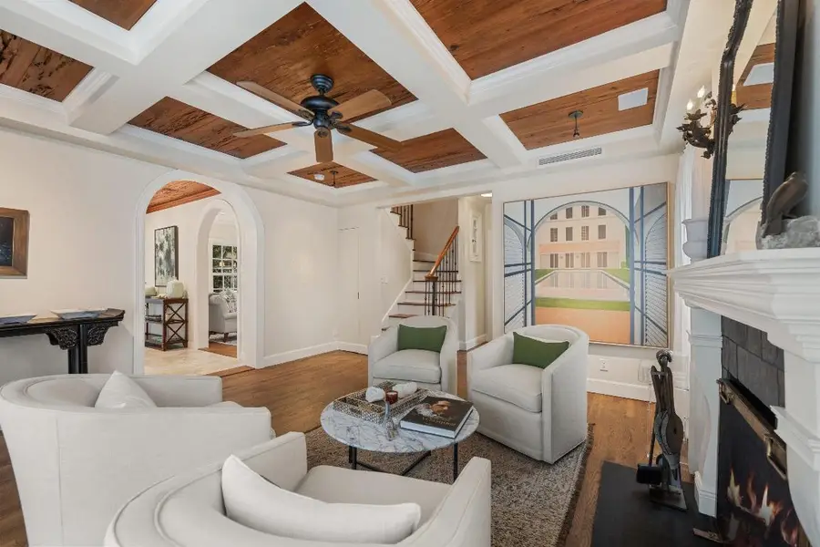 2411 Aravale Road, West Palm Beach, FL 33401 - Image #3