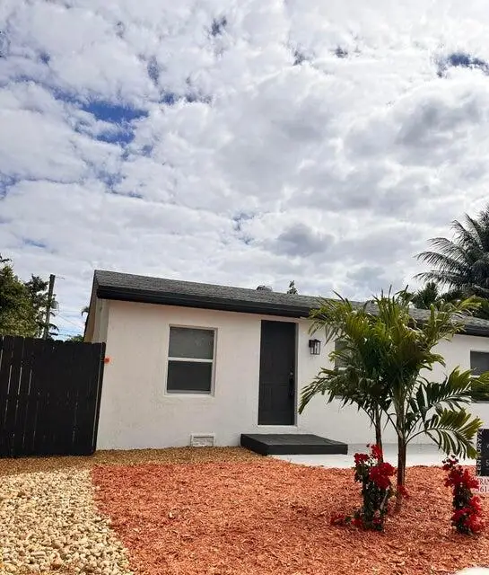 1152 Sunset Road, West Palm Beach, FL 33406 - Image #2