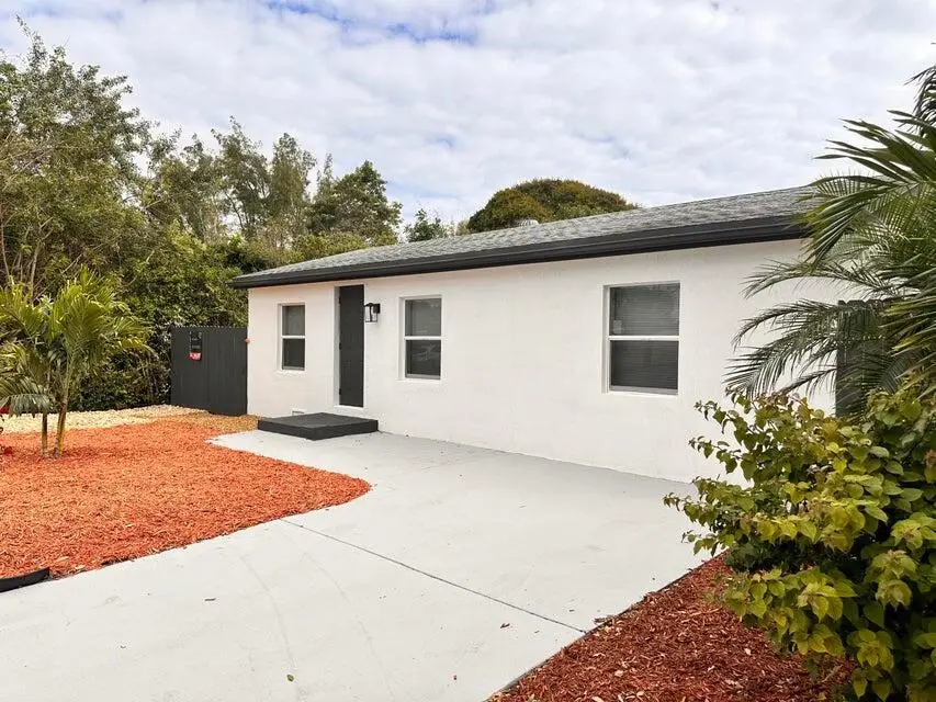 1152 Sunset Road, West Palm Beach, FL 33406 - Image #3