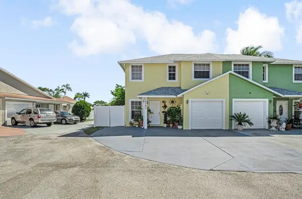 10293 Boynton Place Circle, Boynton Beach, FL 33437