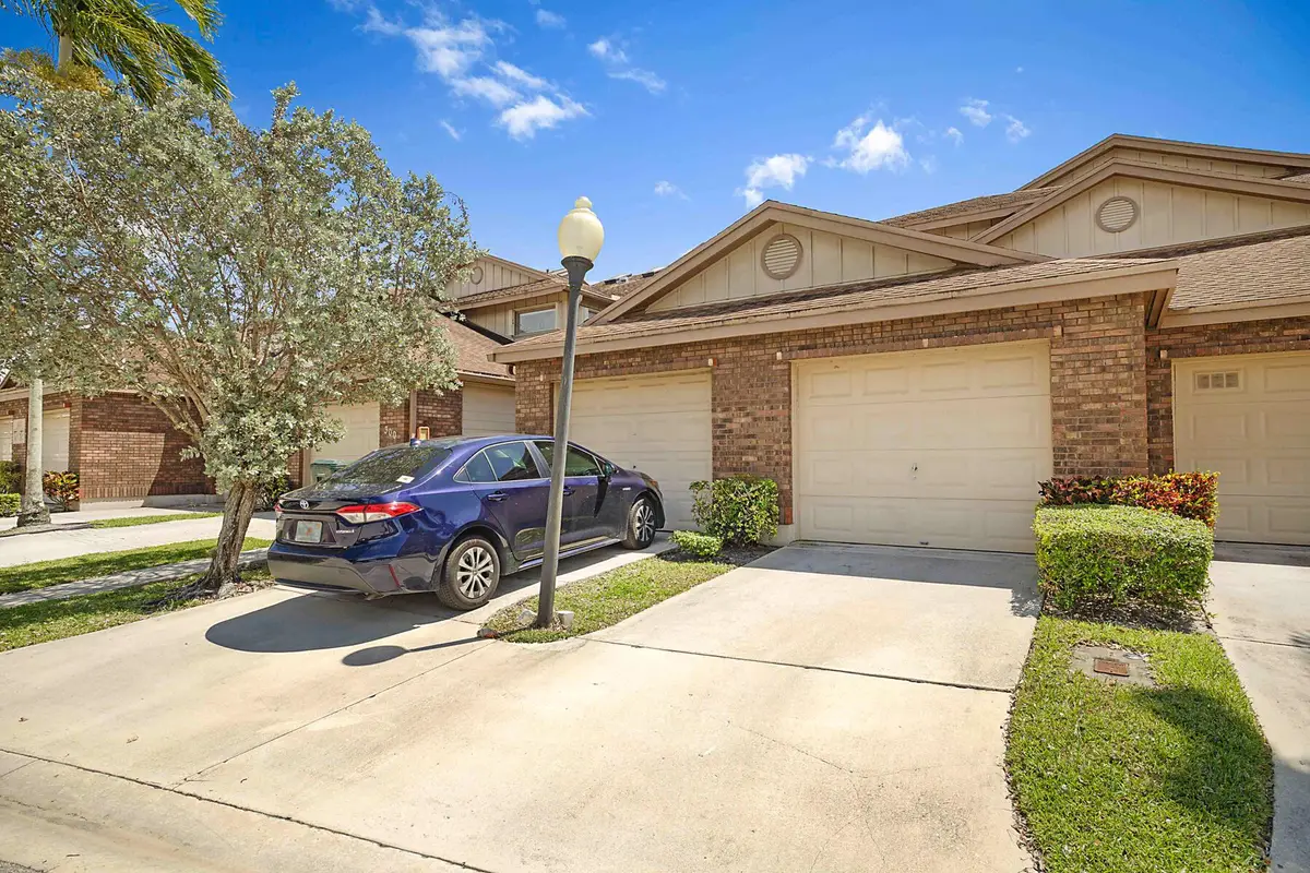 300 Crosswinds Drive #D1, Greenacres, FL 33413 - Image #1