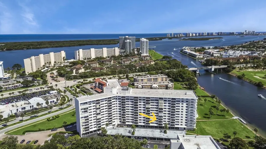 336 Golfview Road #406, North Palm Beach, FL 33408 - Image #3