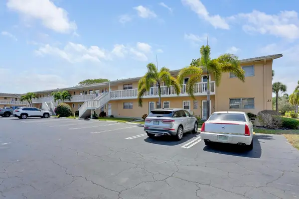 2223 NE 1st Court #105, Boynton Beach, FL 33435