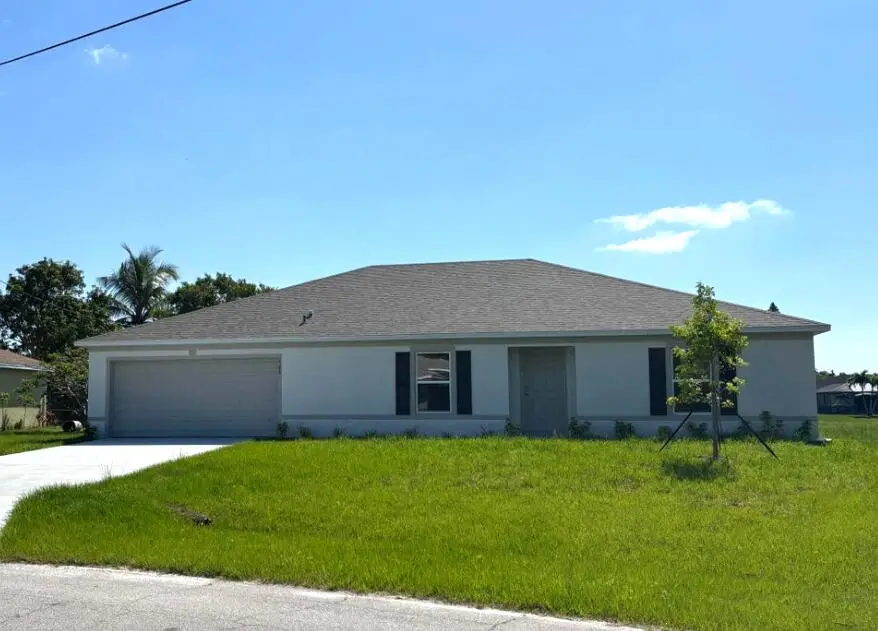 2386 SE Manor Avenue, Port Saint Lucie, FL 34952 - Image #1