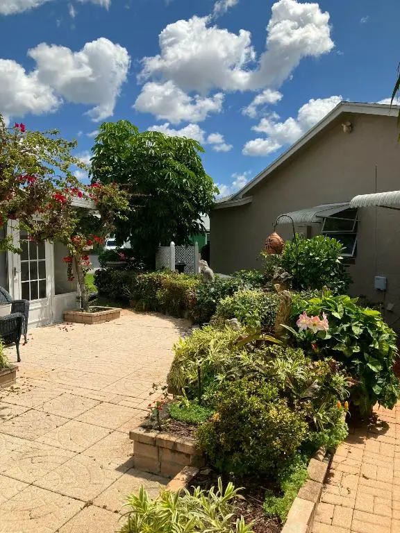 7261 Pine Forest Circle, Lake Worth, FL 33467 - Image #2