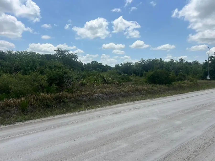 21617 NW 286th Street, Okeechobee, FL 34972 - Image #2