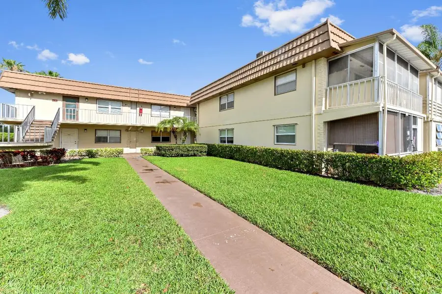 269 Saxony F, Delray Beach, FL 33446 - Image #2