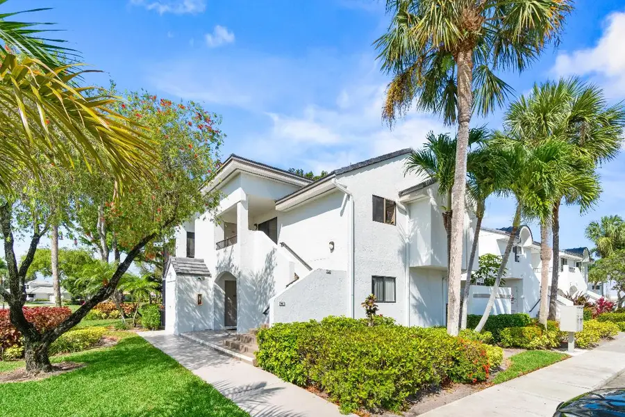 7533 Glendevon Lane #905, Delray Beach, FL 33446 - Image #2
