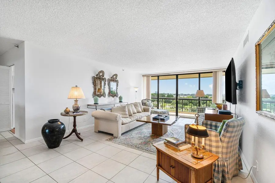 1900 Consulate Place #402, West Palm Beach, FL 33401 - Image #2