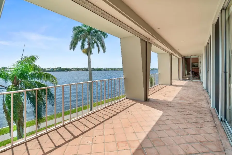2160 Ibis Isle Road #9, Palm Beach, FL 33480 - Image #2