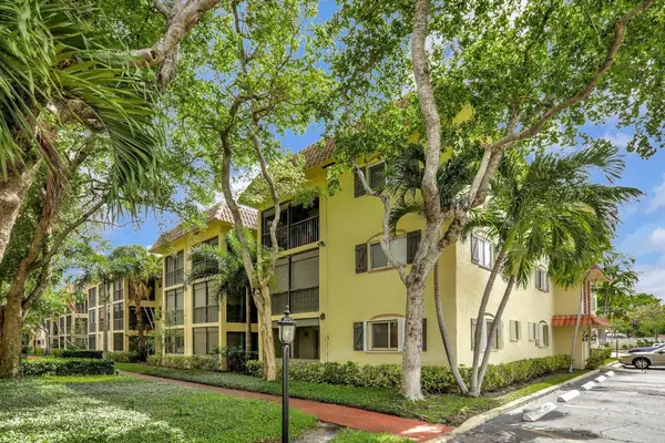257 S Cypress Road #449, Pompano Beach, FL 33060
