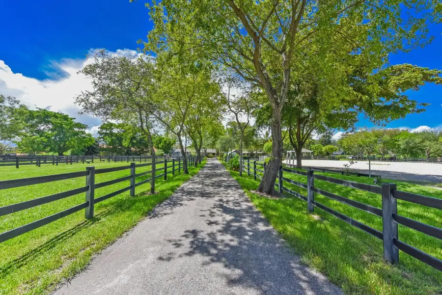 2040 Appaloosa Trail, Wellington, FL 33414 - Image #2