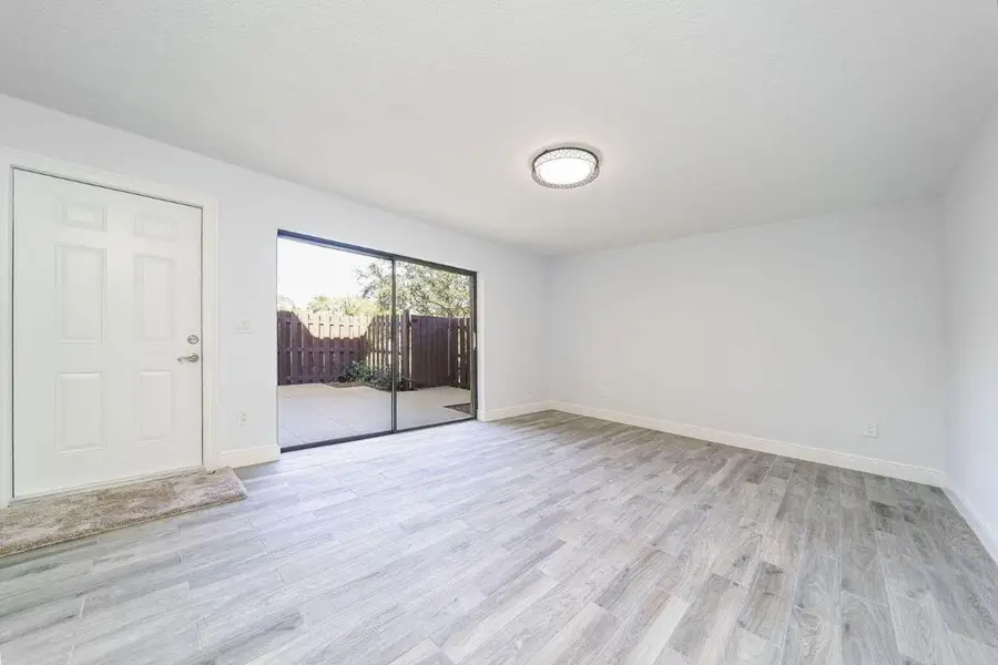 825 Center Street #32a, Jupiter, FL 33458 - Image #3