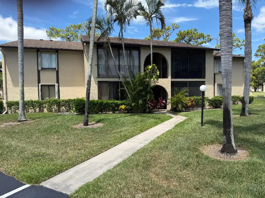 414 Pine Glen Lane #B-1, Greenacres, FL 33463 - Image #1