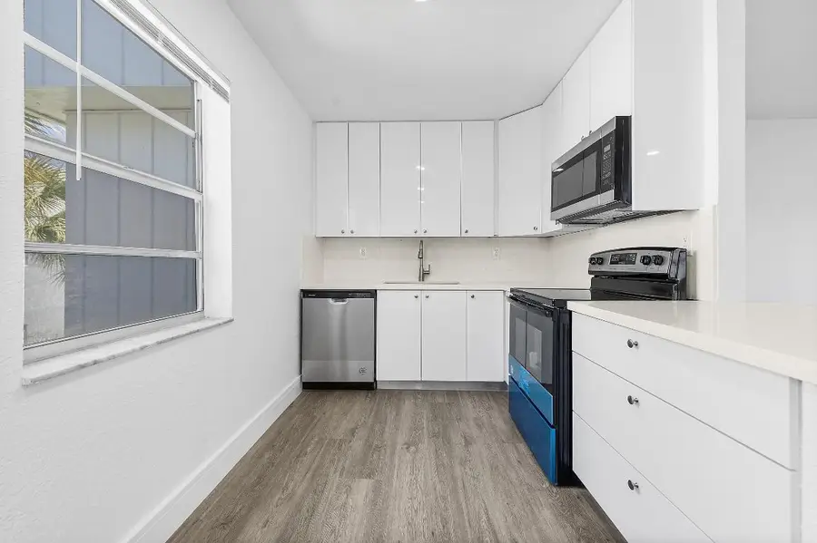 124 Normandy C, Delray Beach, FL 33484 - Image #2