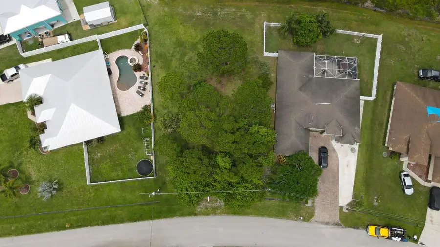 5522 NW Cordrey Street, Port Saint Lucie, FL 34986 - Image #3