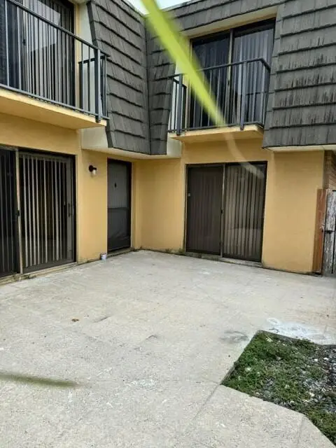 3822 38th Way, West Palm Beach, FL 33407 - Image #2