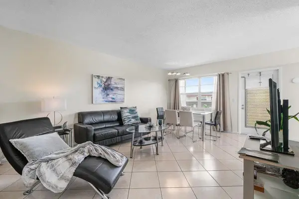 281 Fanshaw #G, Boca Raton, FL 33434