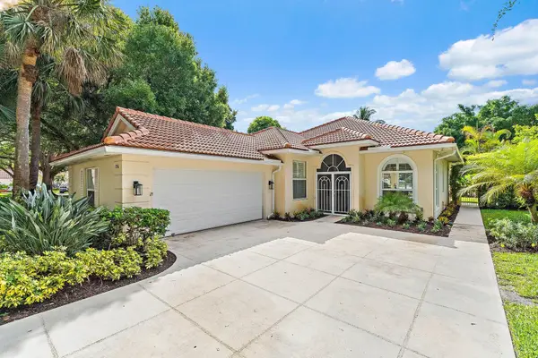 216 E Tall Oaks Circle, Palm Beach Gardens, FL 33410
