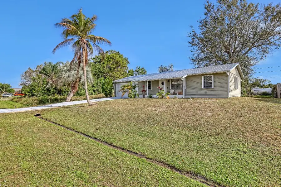 1925 SW Idaho Lane, Port Saint Lucie, FL 34984 - Image #3