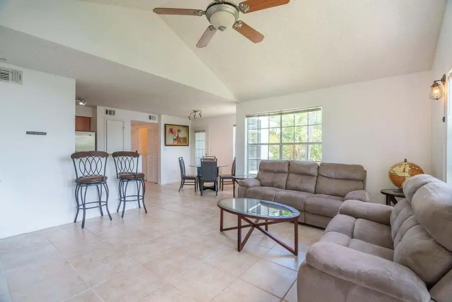 1050 Crystal Way #P, Delray Beach, FL 33444 - Image #3