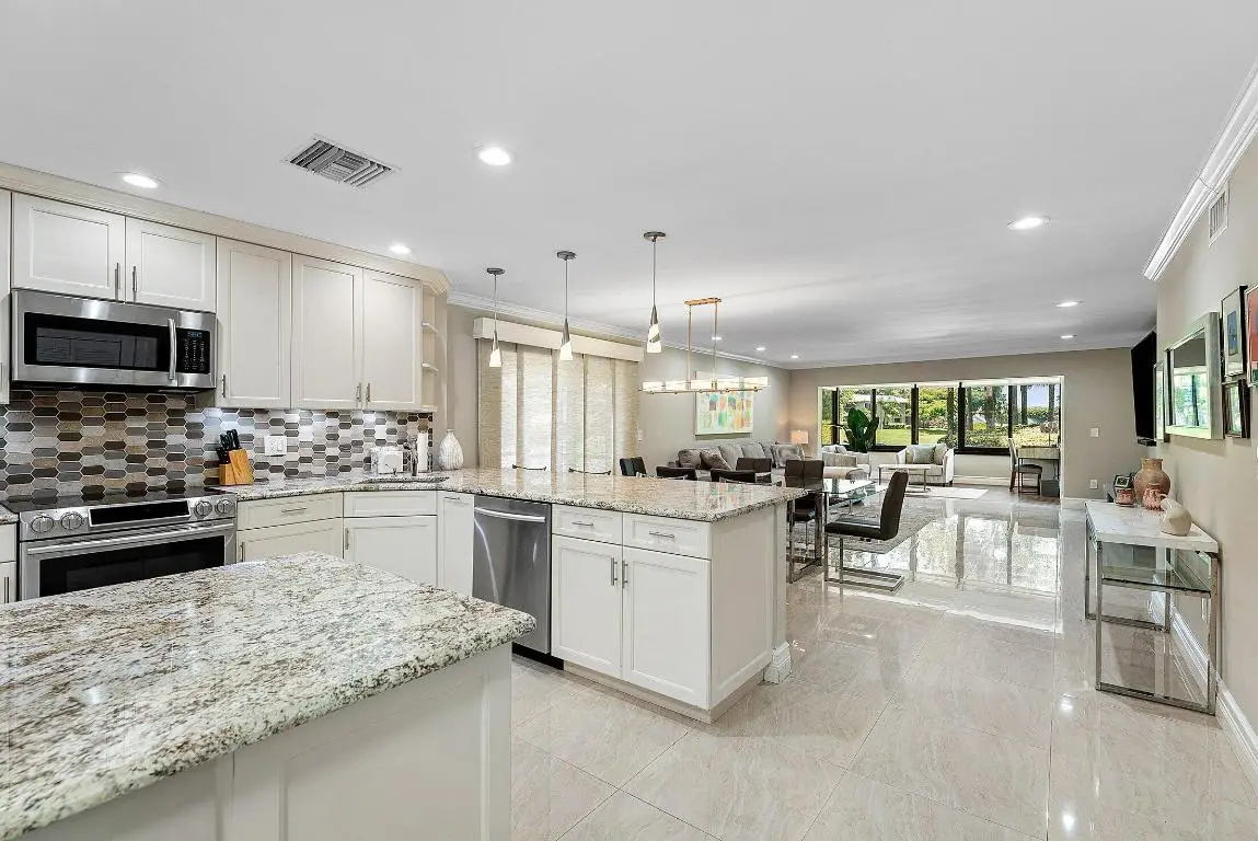 18 Westgate Lane #A, Boynton Beach, FL 33436 - Image #1